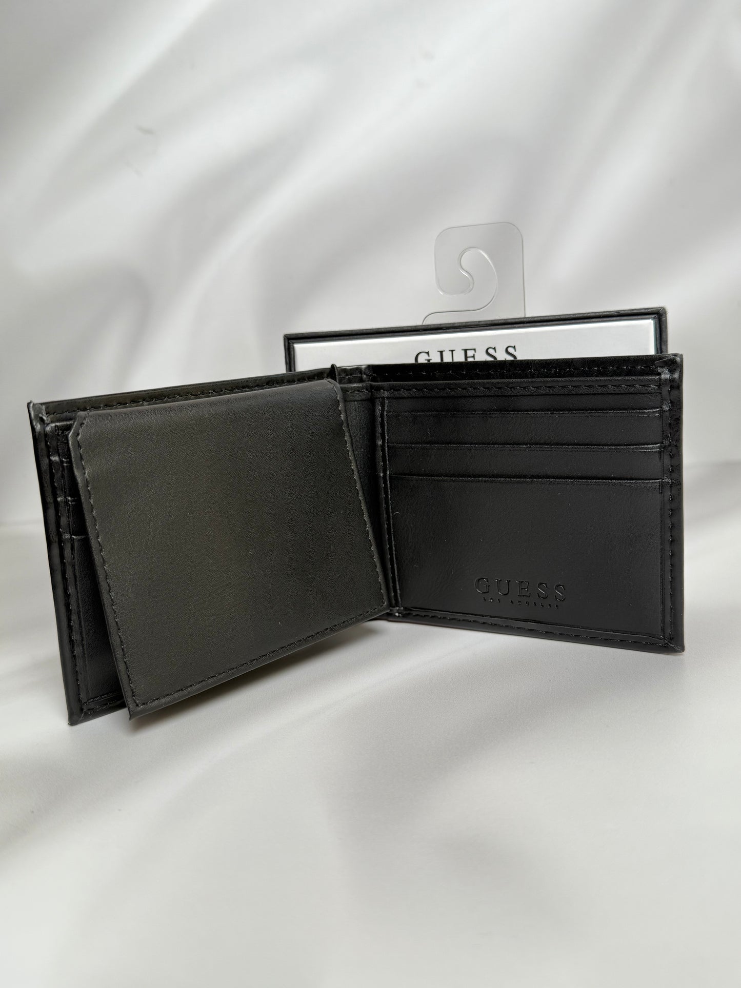 BILLETERA LOGO NEGRA HOMBRE - GUESS