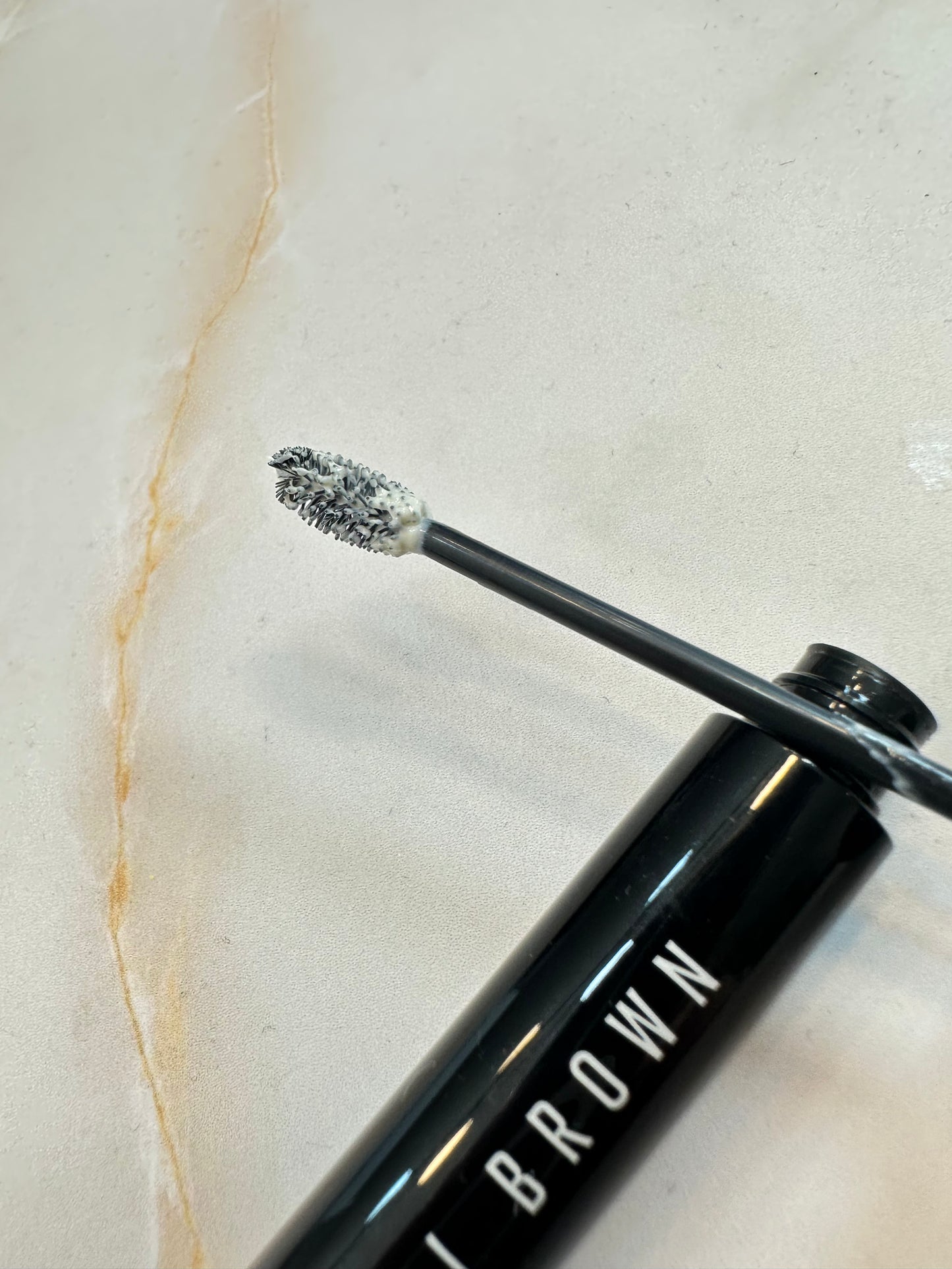 FIJADOR TRANSPARENTE CEJAS - BOBBI BROWN