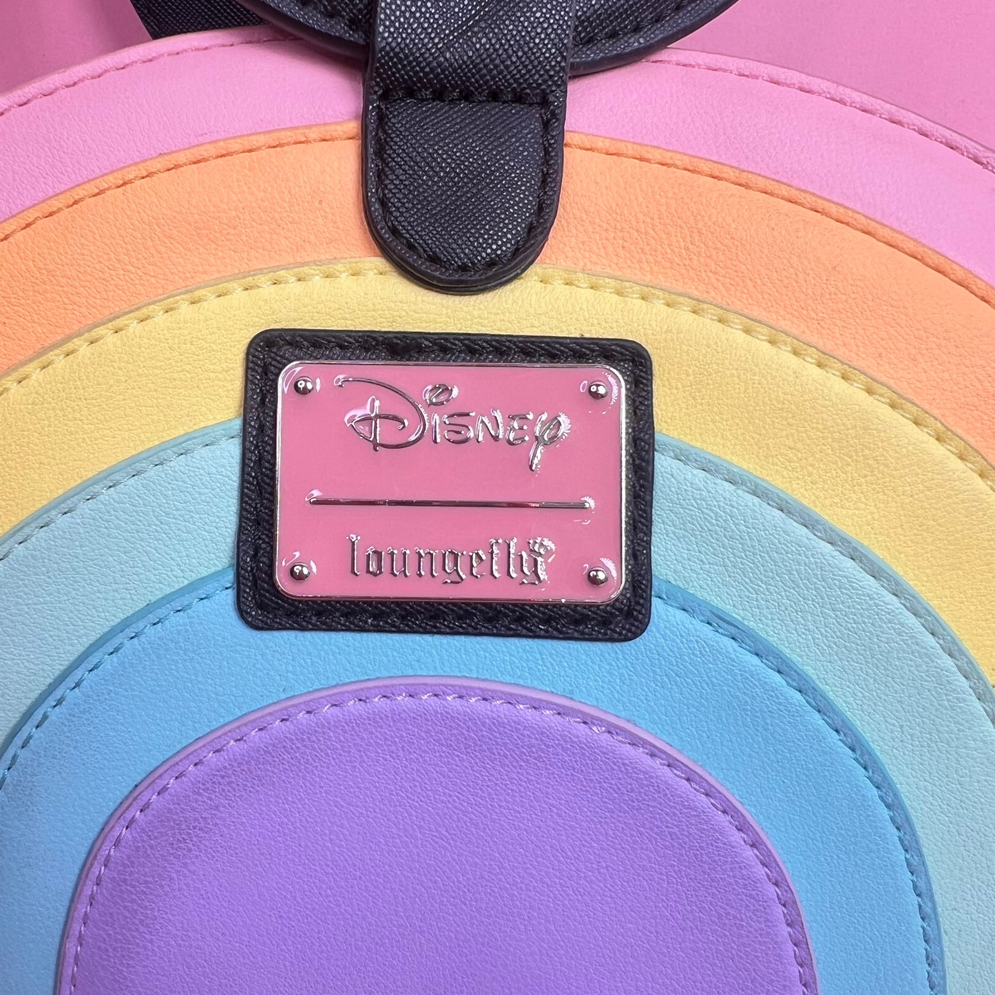 CARTERA MICKEY MOUSE ARCOÍRIS - LOUNGEFLY X DISNEY (usado)