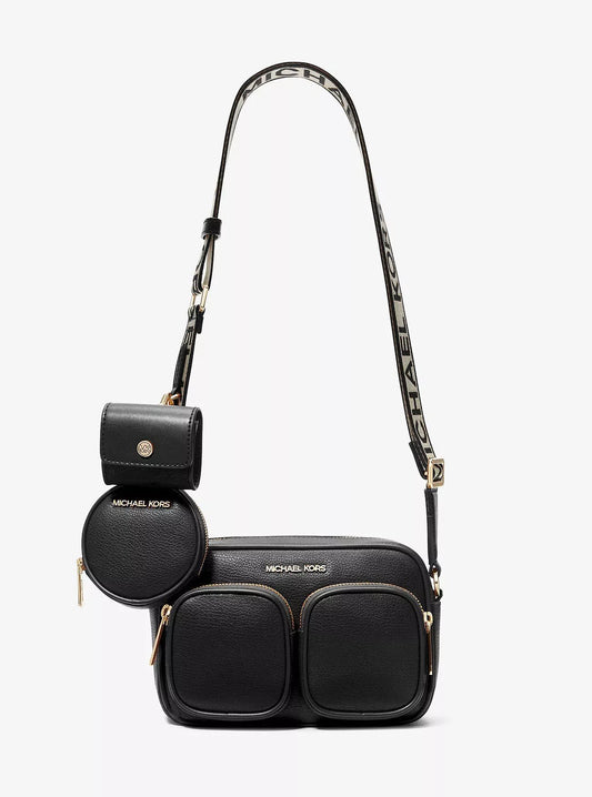 CARTERA NEGRA TRAVEL CON ACCESORIOS - MICHAEL KORS