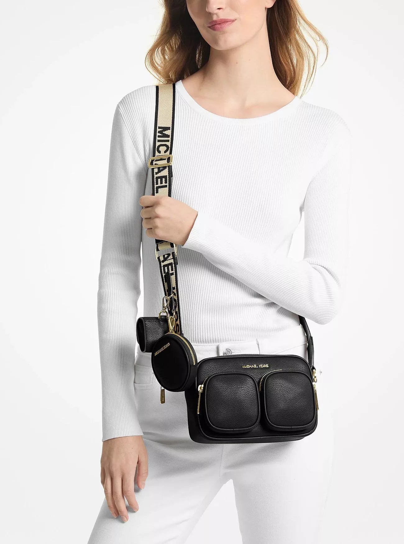 CARTERA NEGRA TRAVEL CON ACCESORIOS - MICHAEL KORS