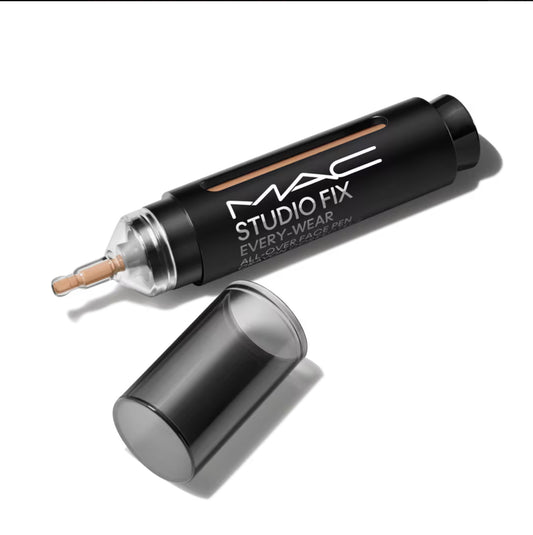 BASE/CORRECTOR EN LAPIZ - MAC
