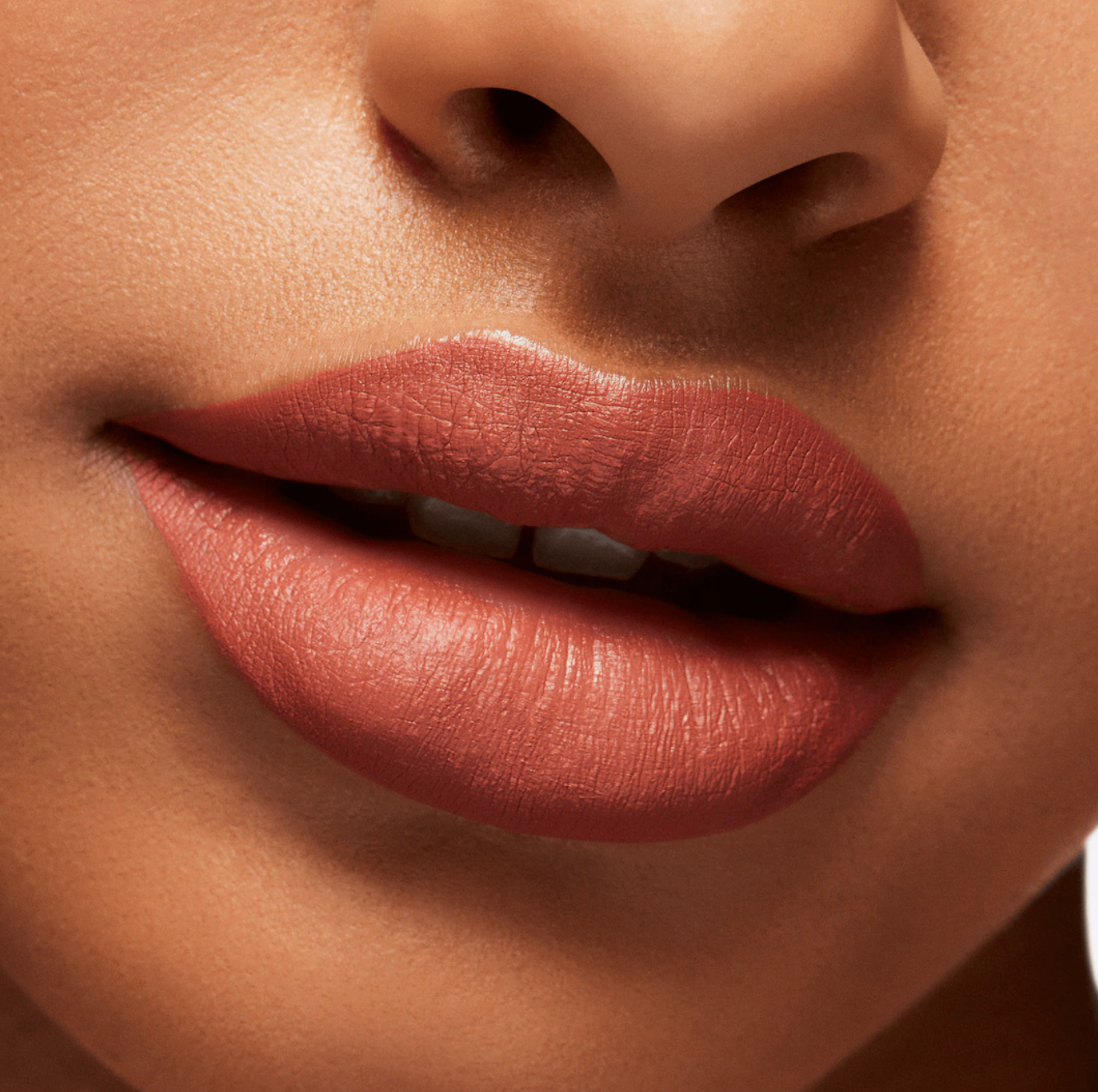 LABIAL 24HR METICULOUS - MAC