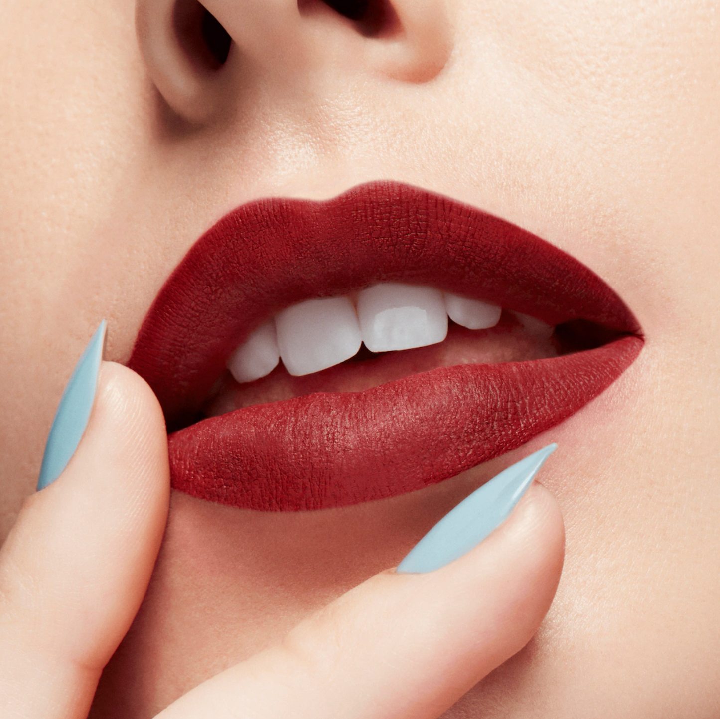 LABIAL 24HR PONCY - MAC