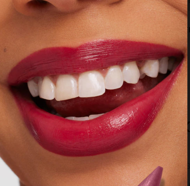 LABIAL M.A.CXIMAL SATIN MARASCHINO, MUCH? - MAC