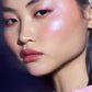 ILUMINADOR CUERPO Y ROSTRO DIAMOND BOMB LAVANDER LUV'R - FENTY BEAUTY