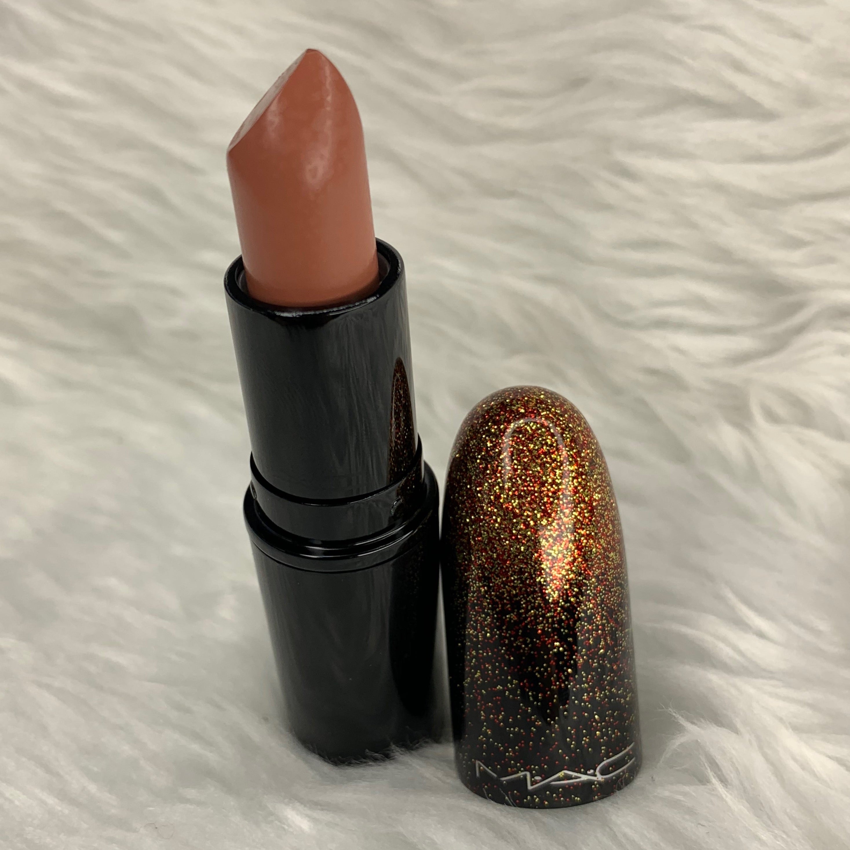 LABIAL HONEYLOVE MAC (ENVASE EDICIÓN LIMITADA) TiendaCindylu