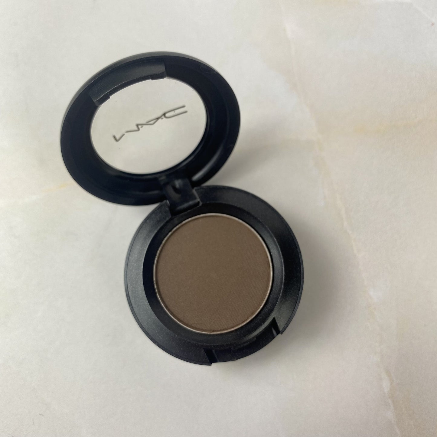 sombra de ojos mac brun